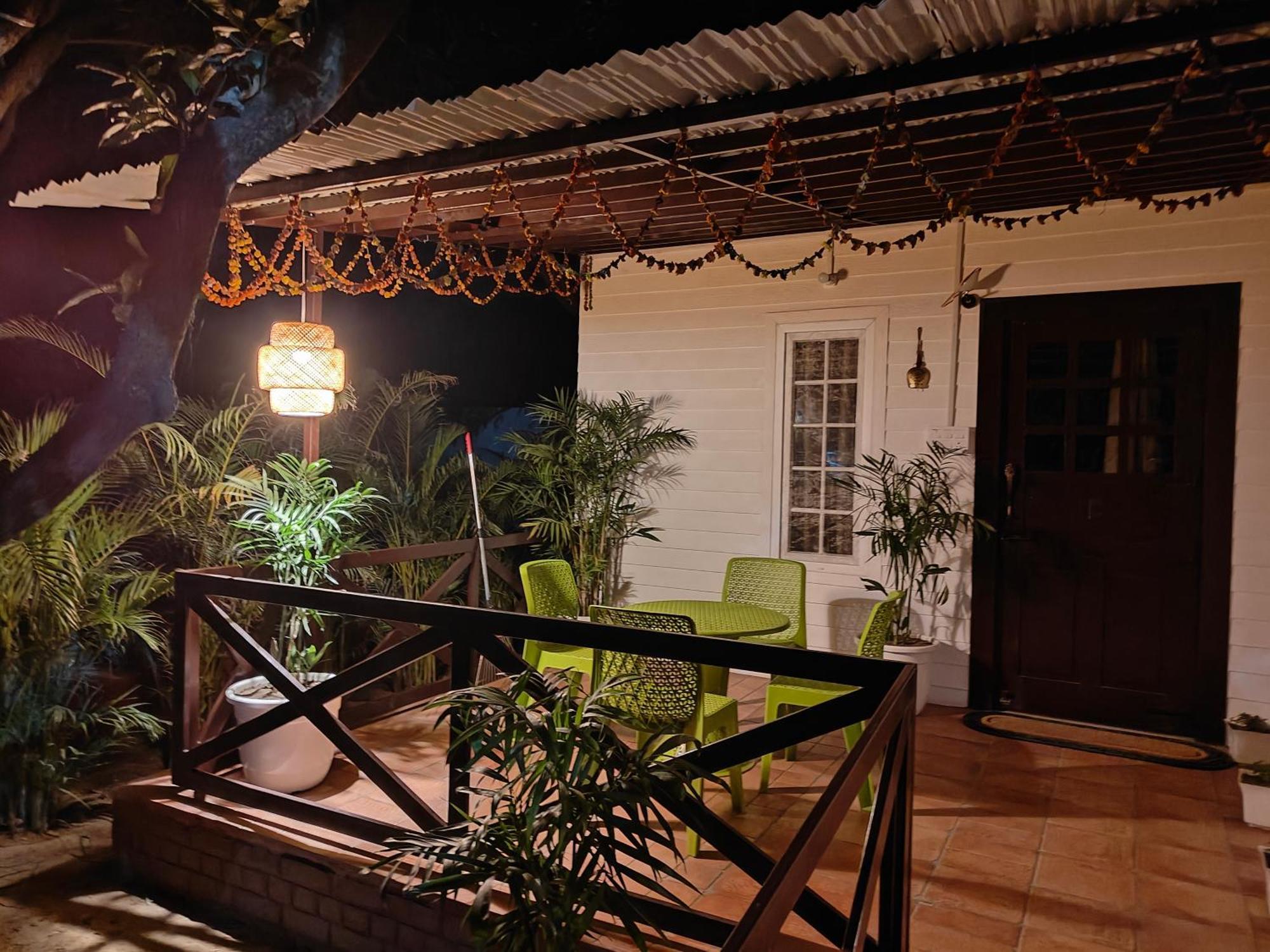Shobhayan Inn, Airport Railway Station Pickup Free Ayodhya Buitenkant foto
